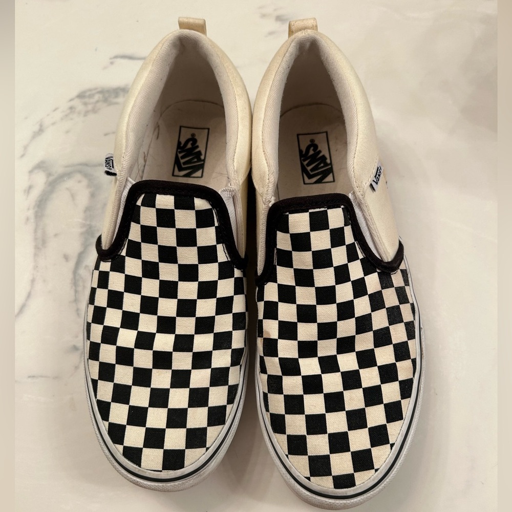 Vans Kids Checkered Slip-On Shoes - Black and White size 6 boys or girls